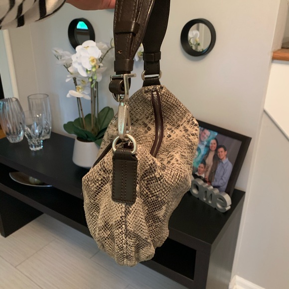 Real leather Banana Republic bag - Picture 9 of 9